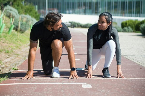 Choisir sa meilleure école de glisse : toboggan vers la passion sur neige et vague